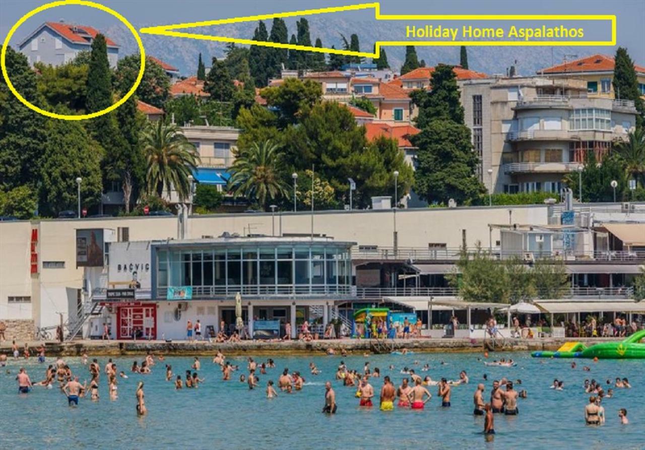 Holiday Home Aspalathos - With Free Parking, Near The Beach, A Few Minutes' Walking Distance To The Unesco Palace Split Buitenkant foto