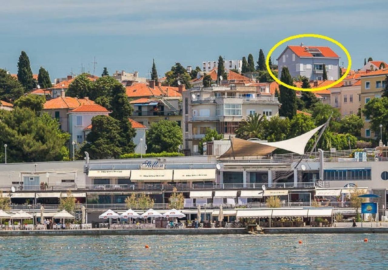 Holiday Home Aspalathos - With Free Parking, Near The Beach, A Few Minutes' Walking Distance To The Unesco Palace Split Buitenkant foto